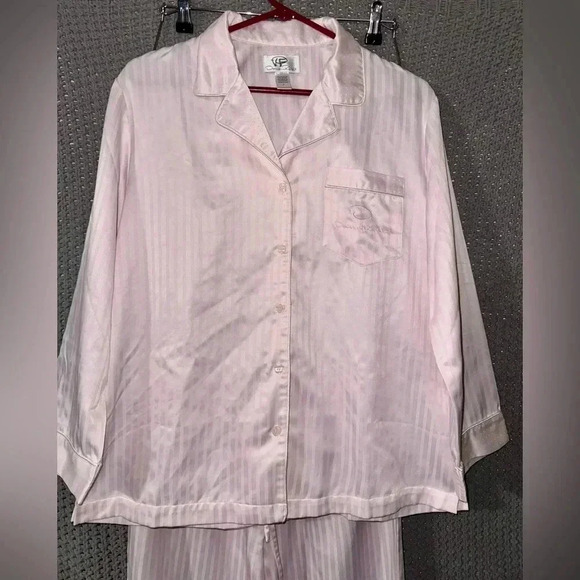 Oscar de la Renta Vintage Embossed Stripes 2 Piece Pajama Set Pink Size Medium - Picture 2 of 16